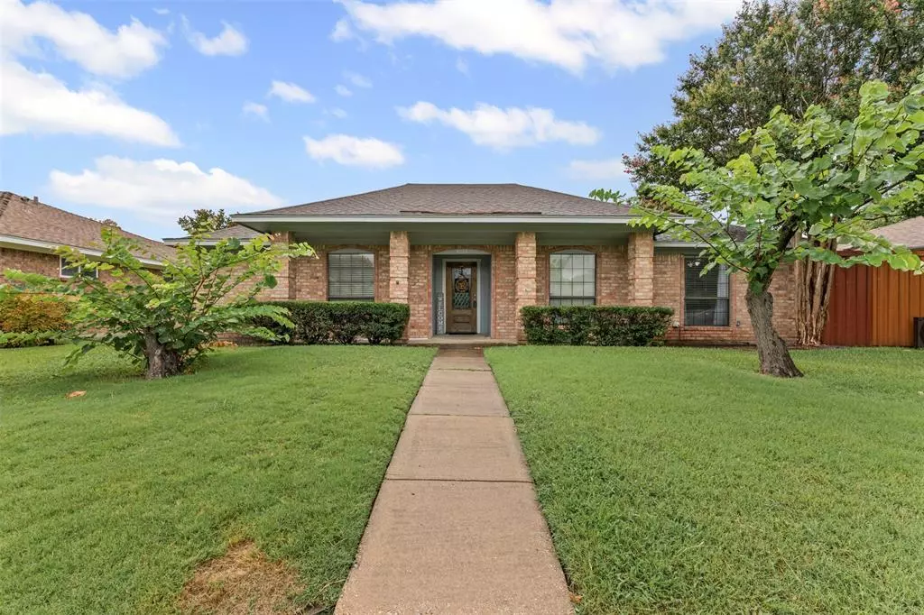 Plano, TX 75023,4044 Lonesome Trail