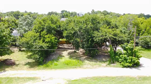 Dallas, TX 75203,1302 Bliss Street