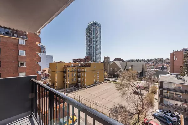 Calgary, AB T2R 0N9,1015 14 AVE Southwest #605