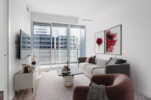 20 Edward ST #1407, Toronto C01, ON M5G 1C9