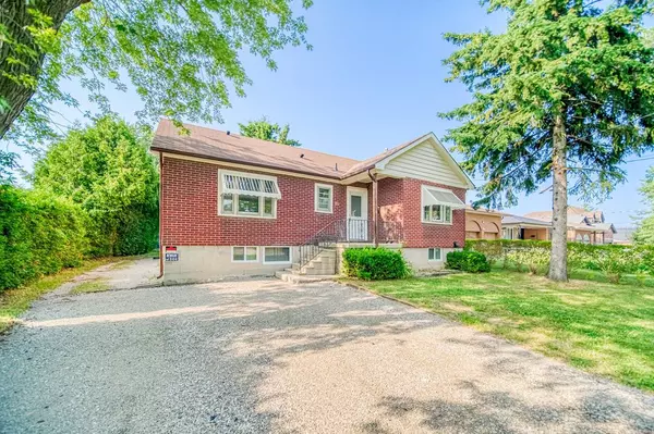 82 Oxford ST #Basement, Richmond Hill, ON L4C 4L5