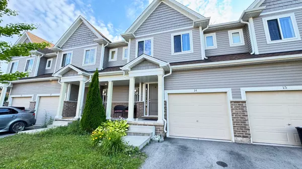 60 Canterbury DR #14, St. Catharines, ON L2P 0E7