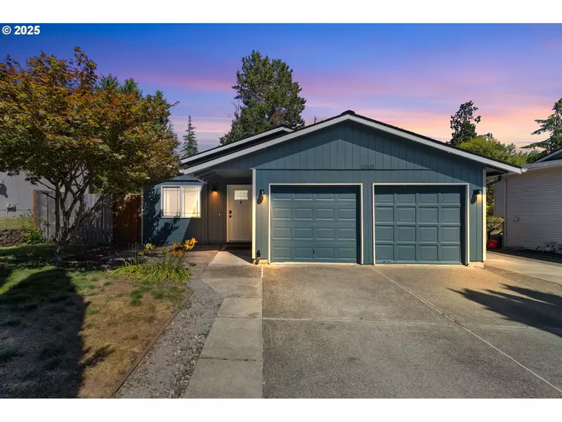 12102 SE 56TH AVE, Milwaukie, OR 97222