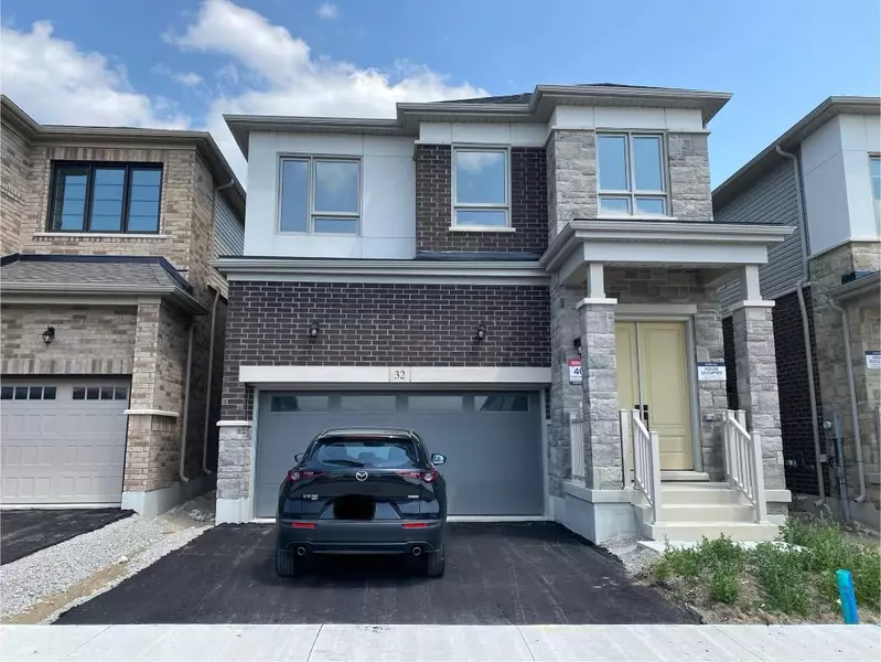 32 West Oak TRL, Barrie, ON L9J 0K8