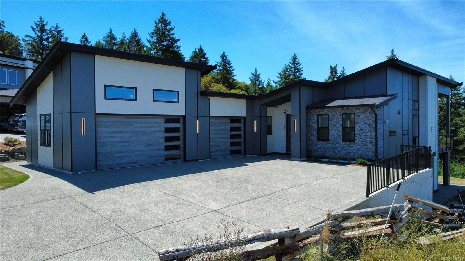 3274 Woodrush Dr, Duncan, BC V9L 0G1