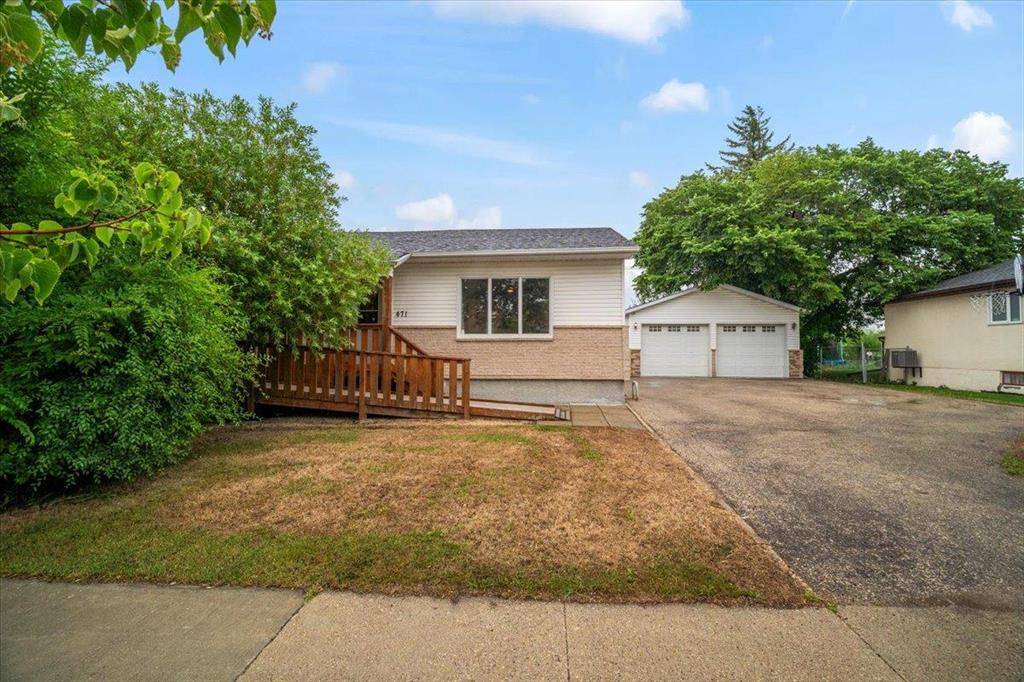 Winnipeg, MB R3K 1T9,471 St Charles ST