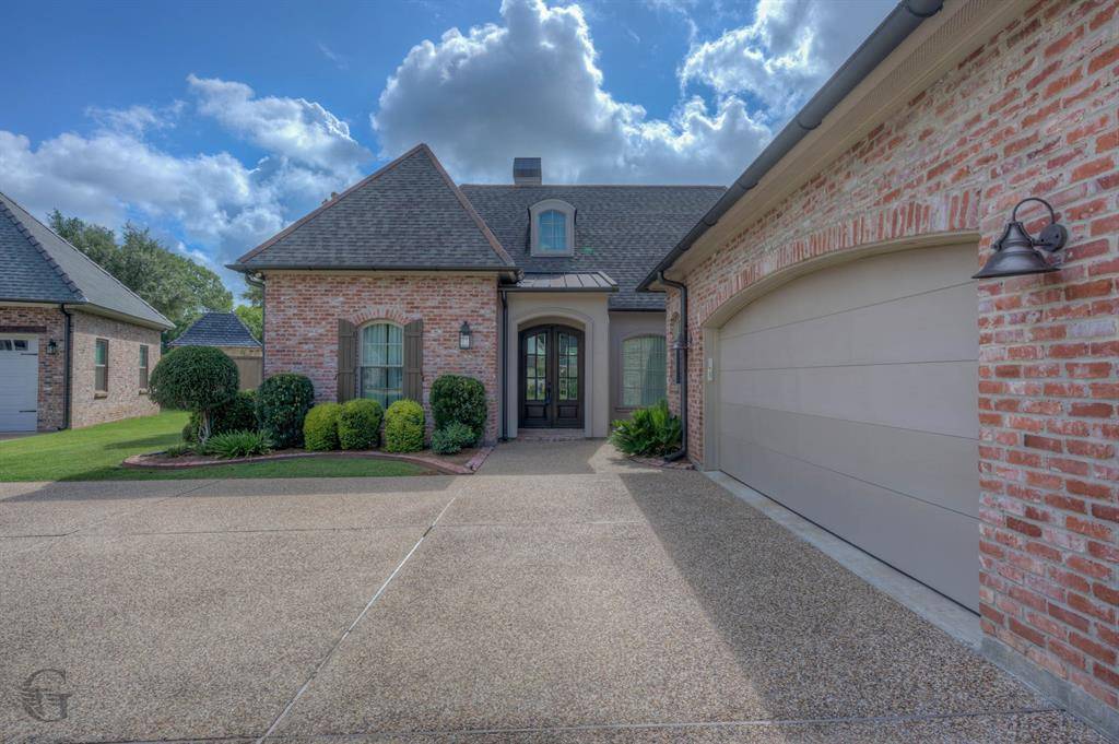 Shreveport, LA 71106,354 Belle Winds Court