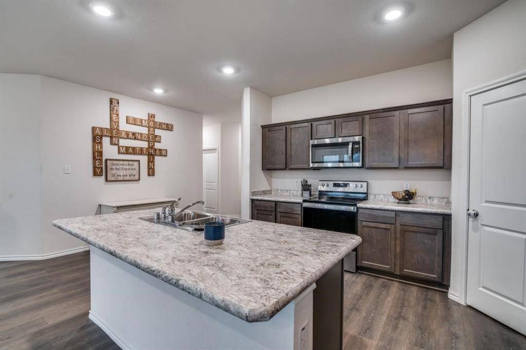 Royse City, TX 75189,1005 Whispering Oak Drive