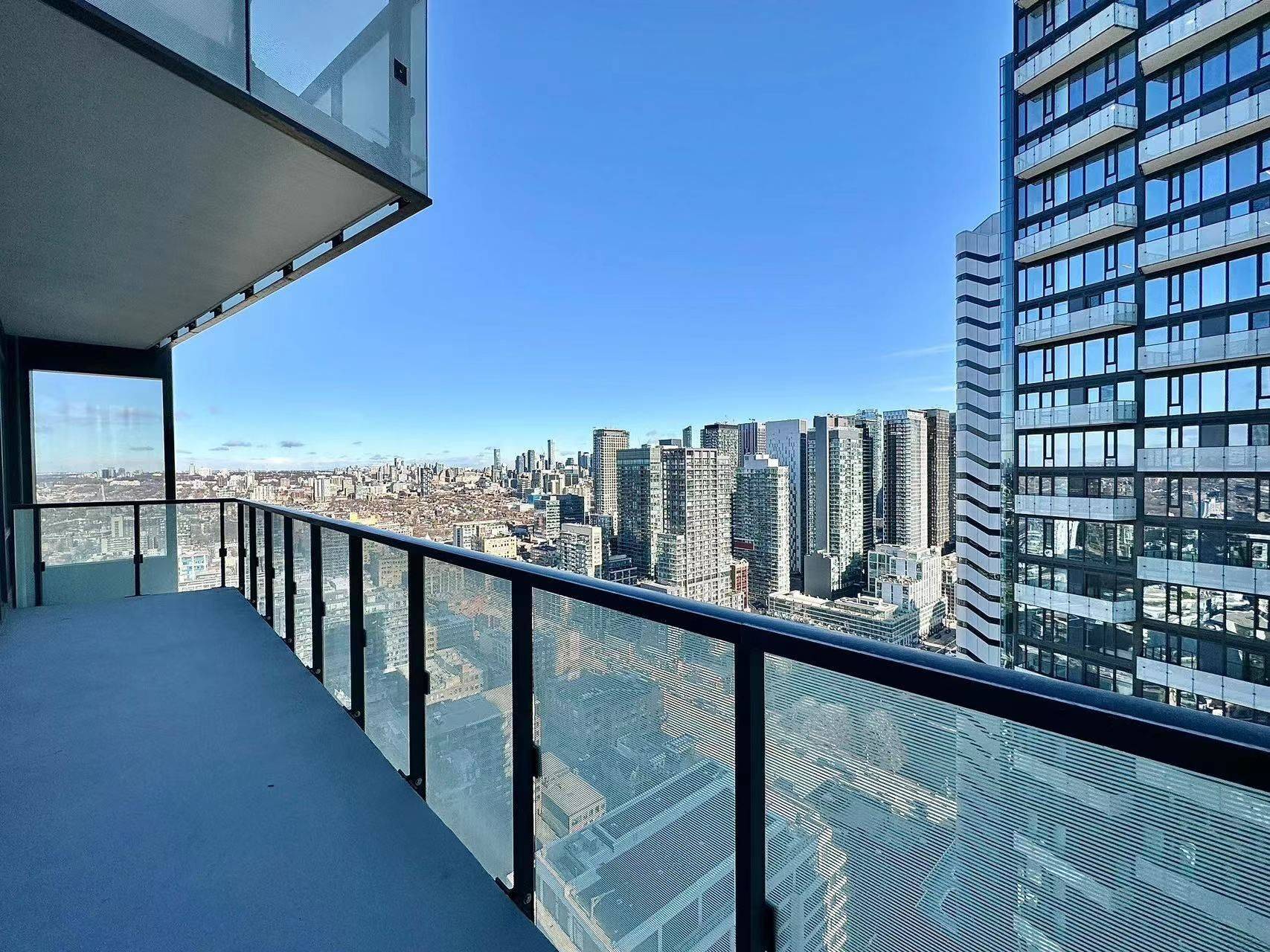 Toronto C01, ON M5V 0V6,470 Front ST #3106