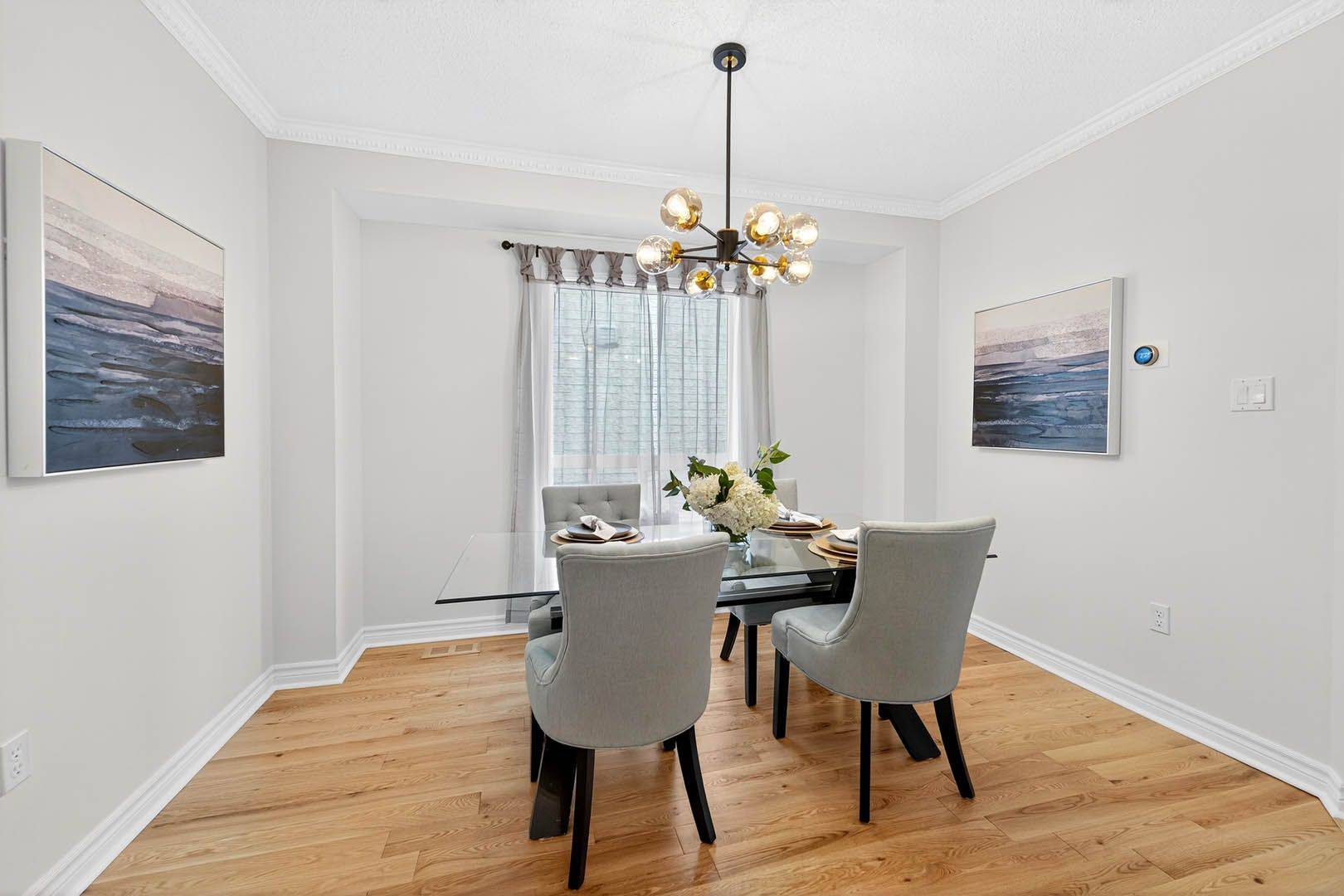 Newmarket, ON L3X 2W4,252 McBride CRES