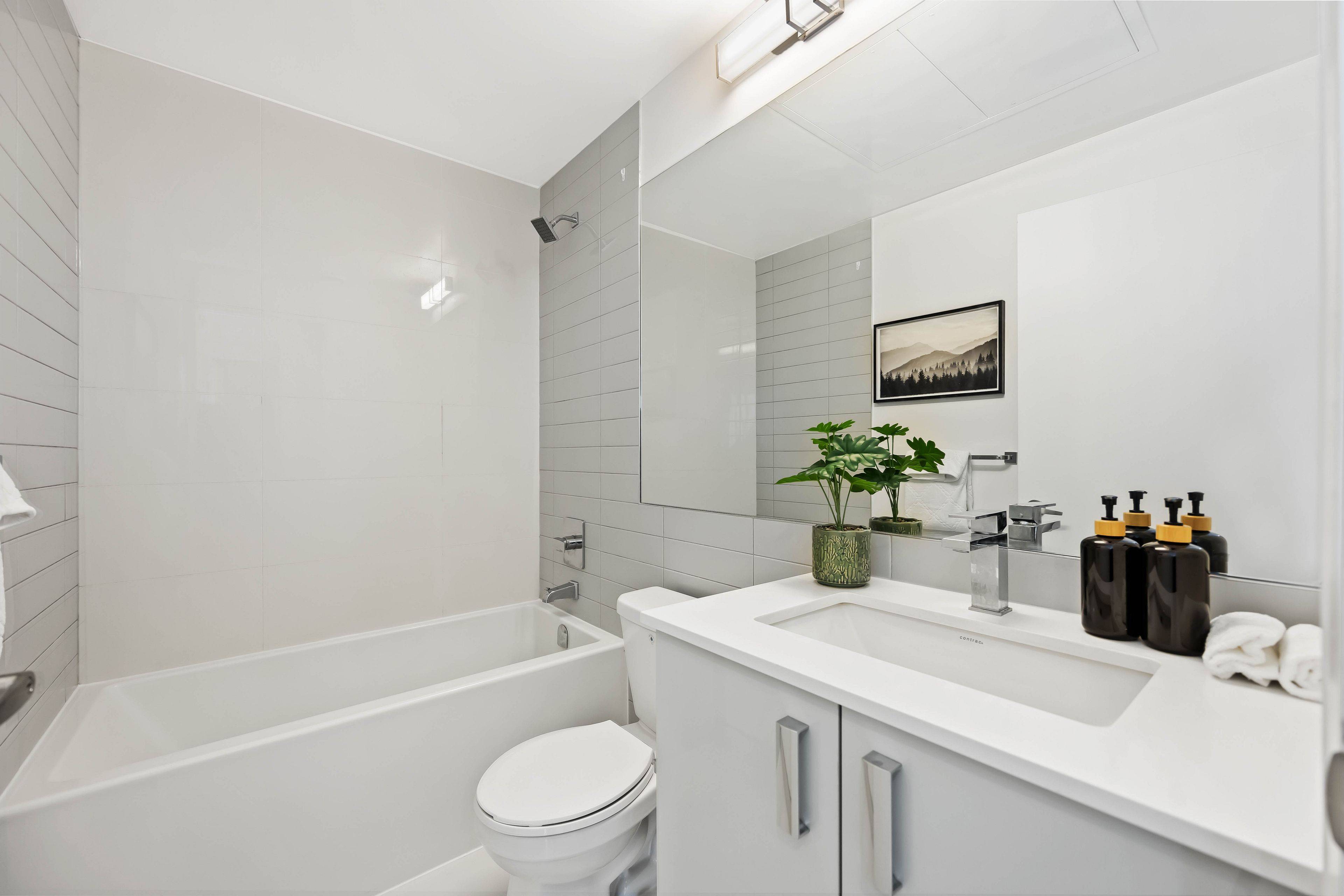 Toronto W08, ON M9B 0E4,30 Gibbs RD #3202