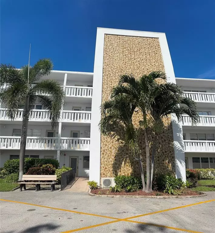 Deerfield Beach, FL 33442,1051 Cambridge C #1051