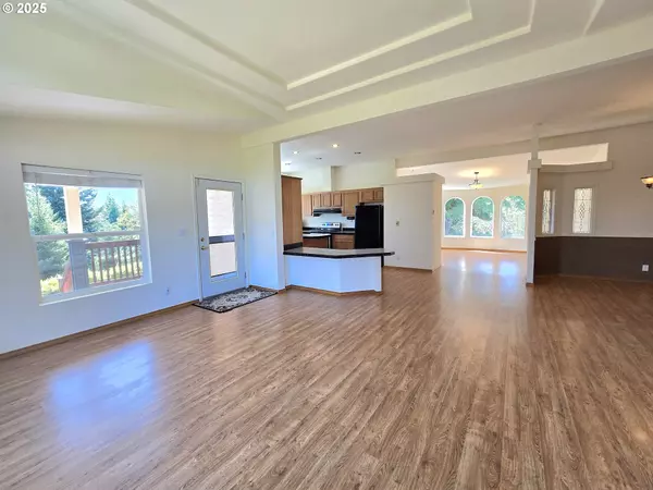 Oakland, OR 97462,290 BENTRIDGE RD