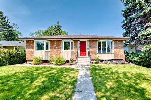 3720 36 AVE Southwest, Calgary, AB T3E1C5