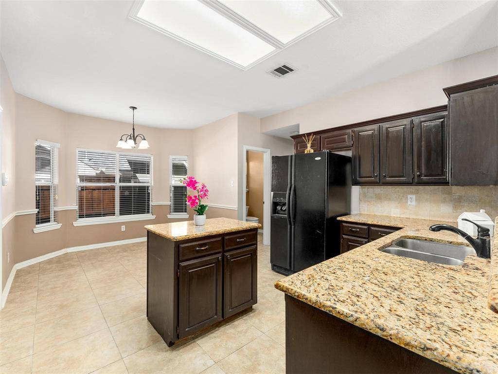 Carrollton, TX 75010,1112 Wild Cherry Drive