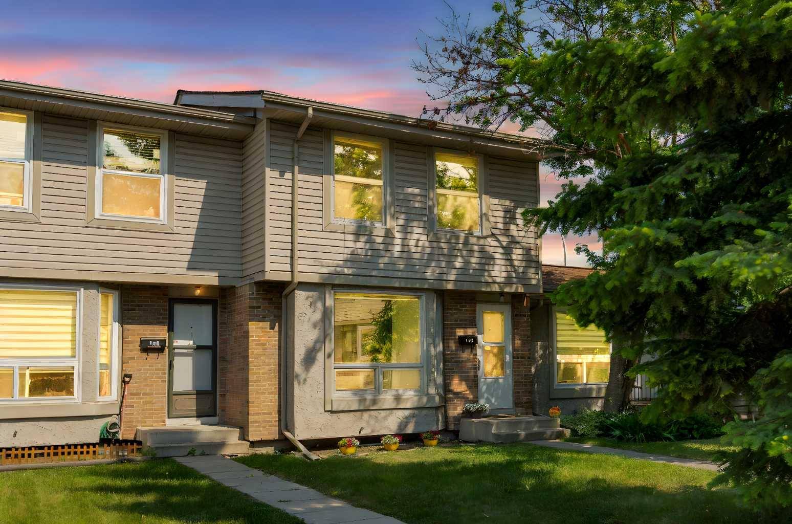 Calgary, AB T2J 5J4,123 Queensland DR SE #143