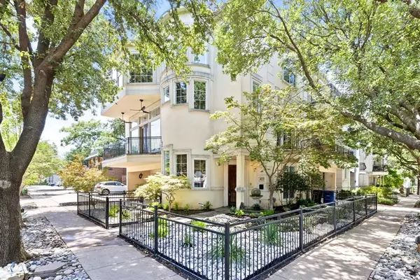 4039 Holland Avenue, Dallas, TX 75219