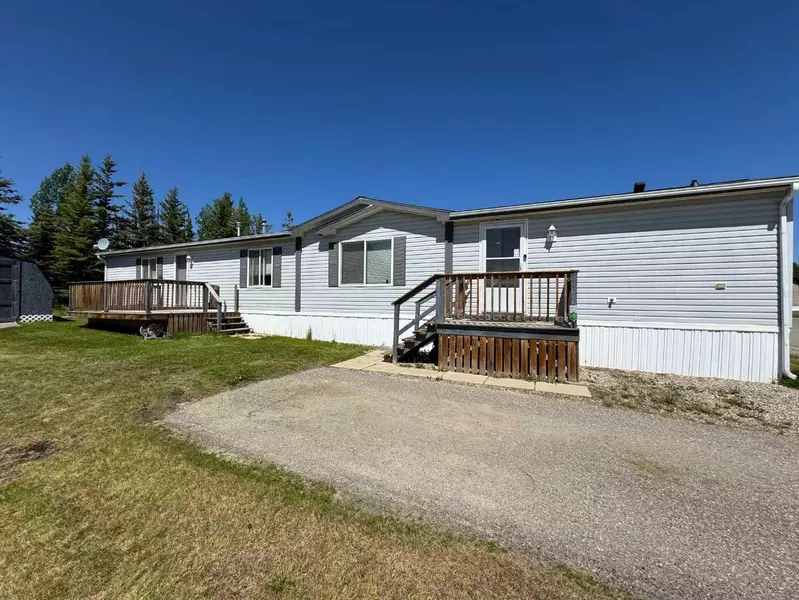 851 63 ST #7, Edson, AB T7E 0A2
