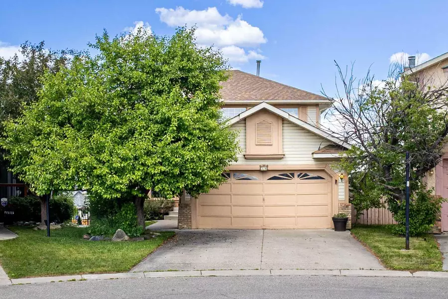 34 Shannon TER Southwest, Calgary, AB T2Y 2Y7