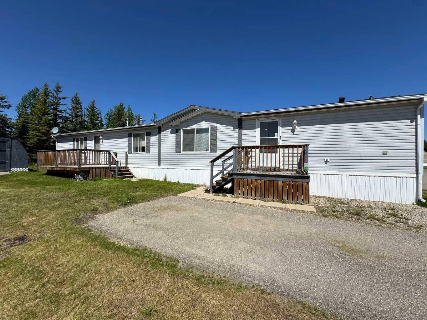 851 63 ST #7, Edson, AB T7E 0A2