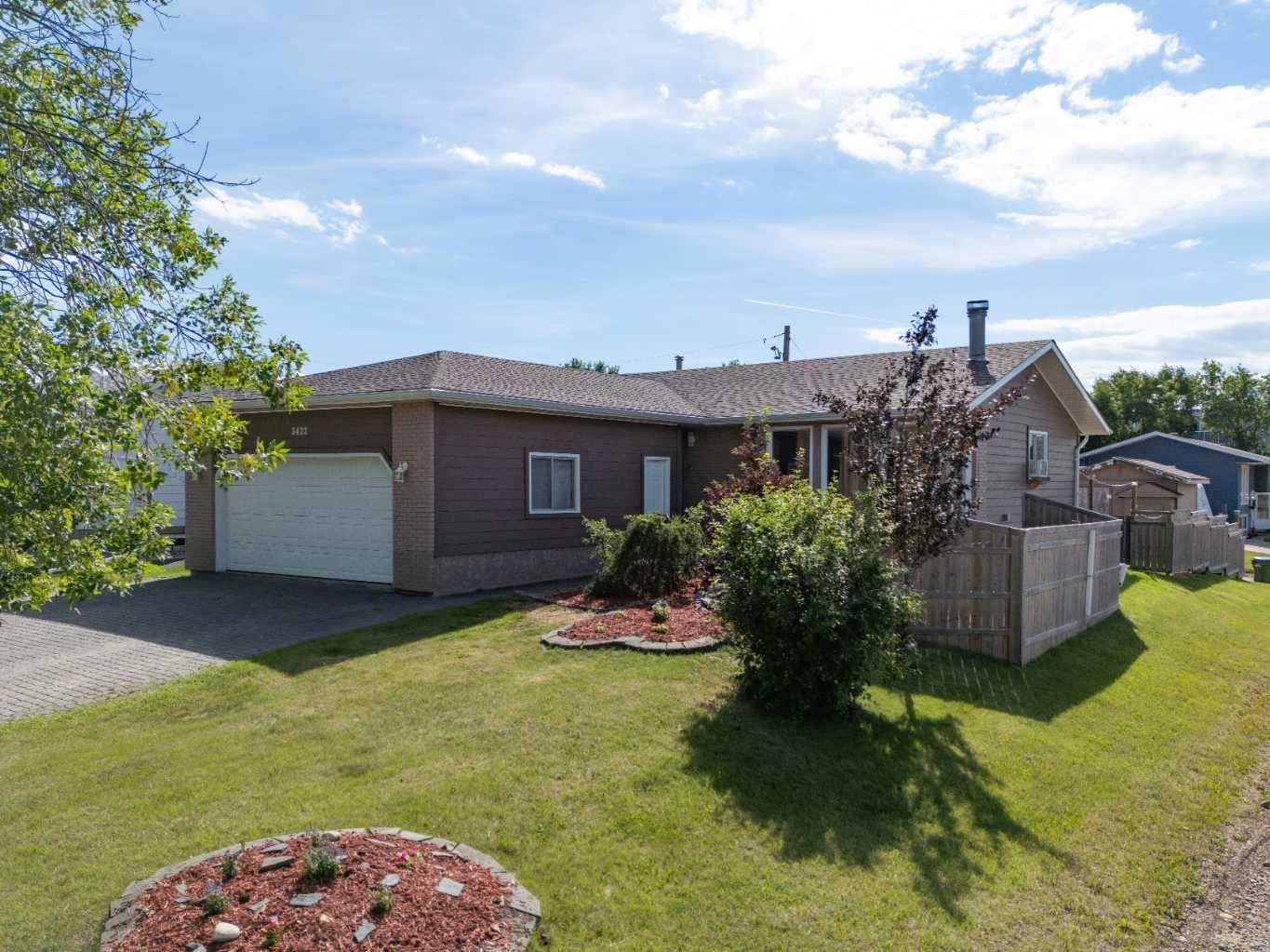 Camrose, AB T4V 3C6,5422 51 ST