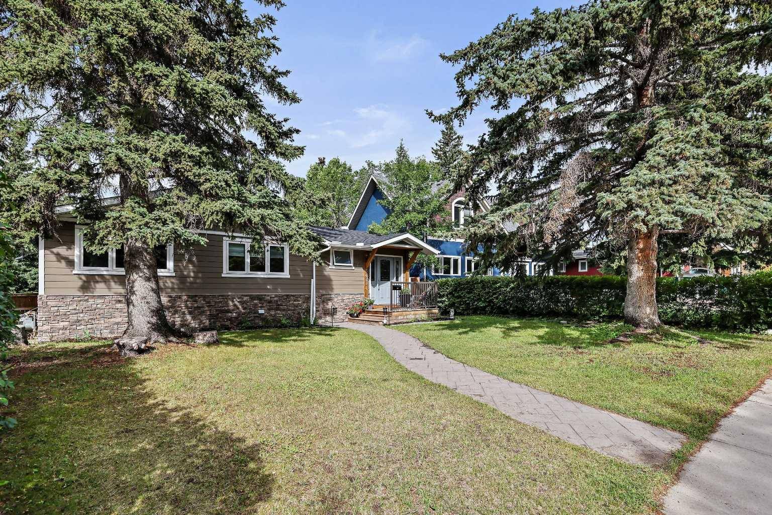 Calgary, AB T2L 1G1,5223 Carney RD NW