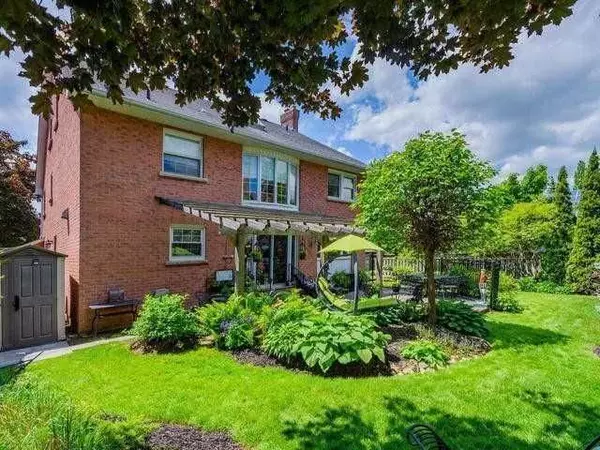 Markham, ON L3R 6K3,47 Hedgewood DR