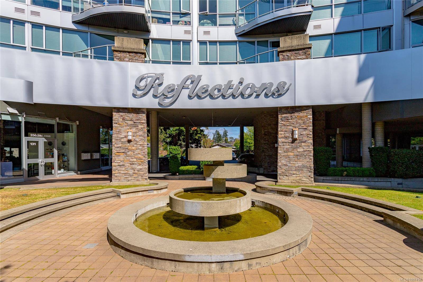 Langford, BC V8X 5C6,2745 Veterans Memorial Pkwy #728
