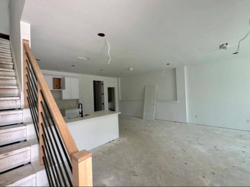 Dallas, TX 75243,9475 Timberleaf Drive