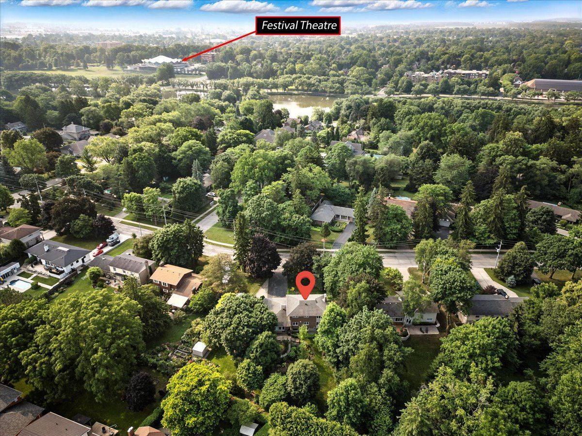 Stratford, ON N5A 4Z5,90 Delamere AVE