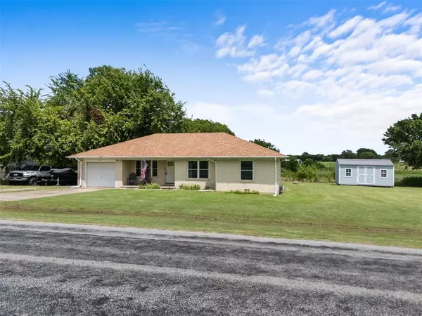 Southmayd, TX 76268,107 Southmayd Road