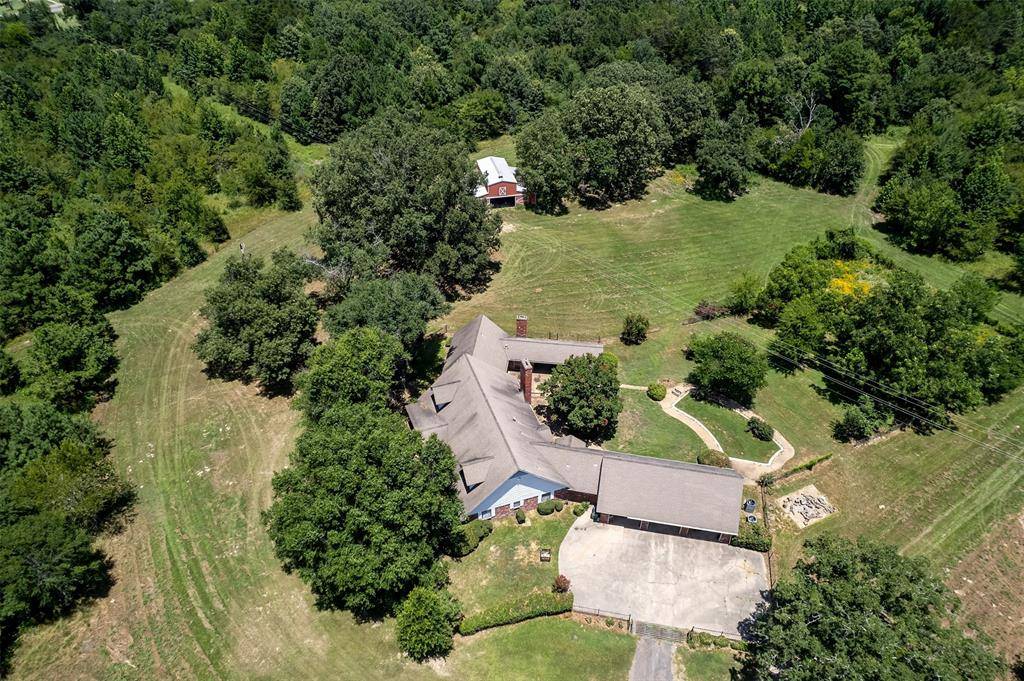100 Inwood, Mineola, TX 75773