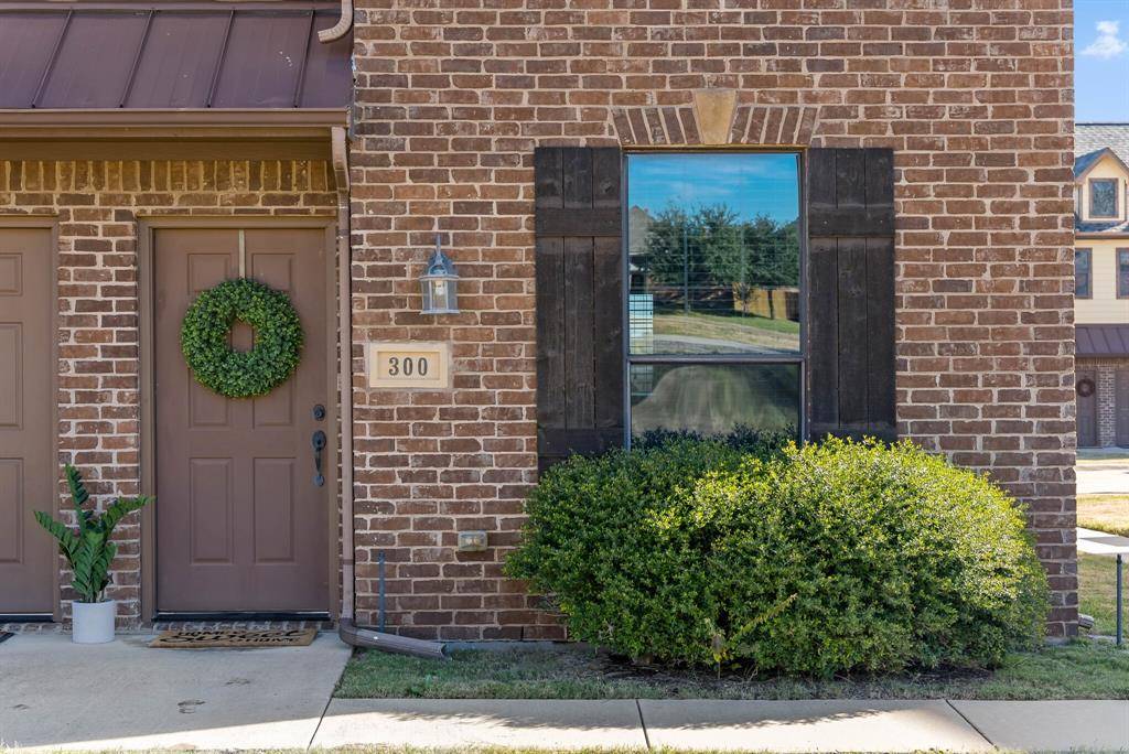 Sanger, TX 76266,11118 Marion Road #101