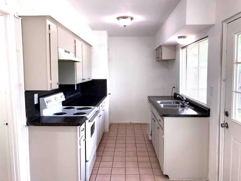 Garland, TX 75040,1433 Shorecrest Drive
