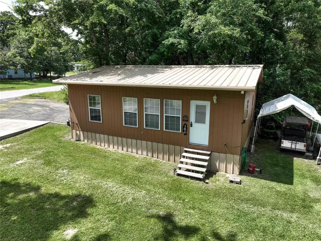 Murchison, TX 75778,101 E Sycamore Lane