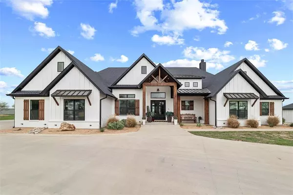 Maypearl, TX 76064,1240 Wiggins Road
