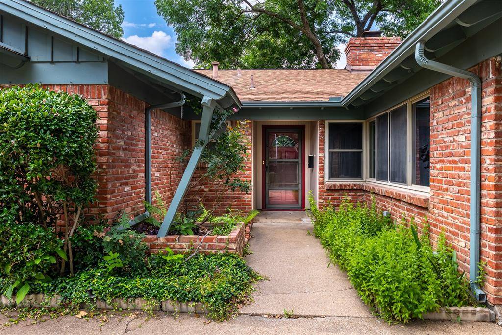 Fort Worth, TX 76133,5912 Whitman Avenue