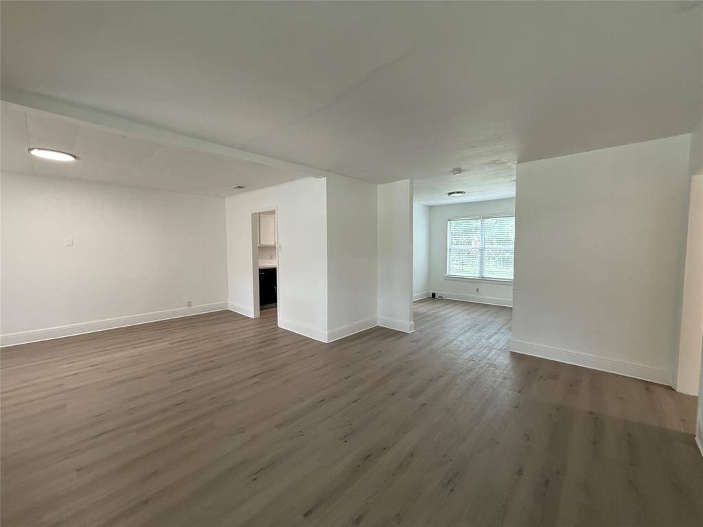 Dallas, TX 75228,10402 Desdemona Drive