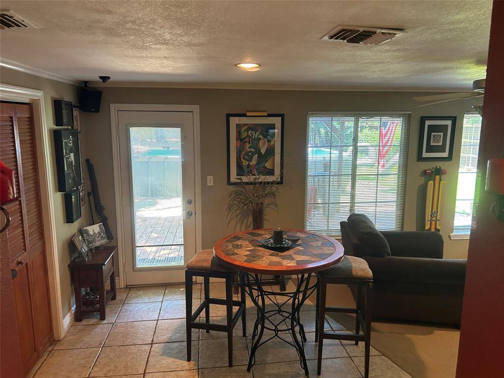 Fort Worth, TX 76107,625 N Bailey Avenue