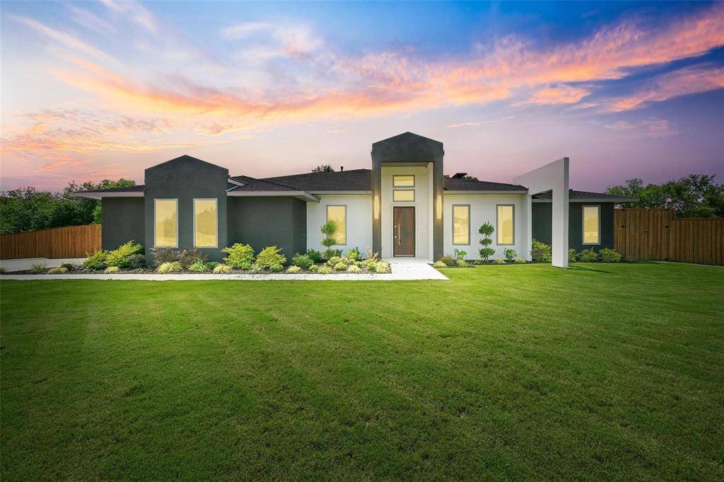 309 Whispering Way, Red Oak, TX 75154