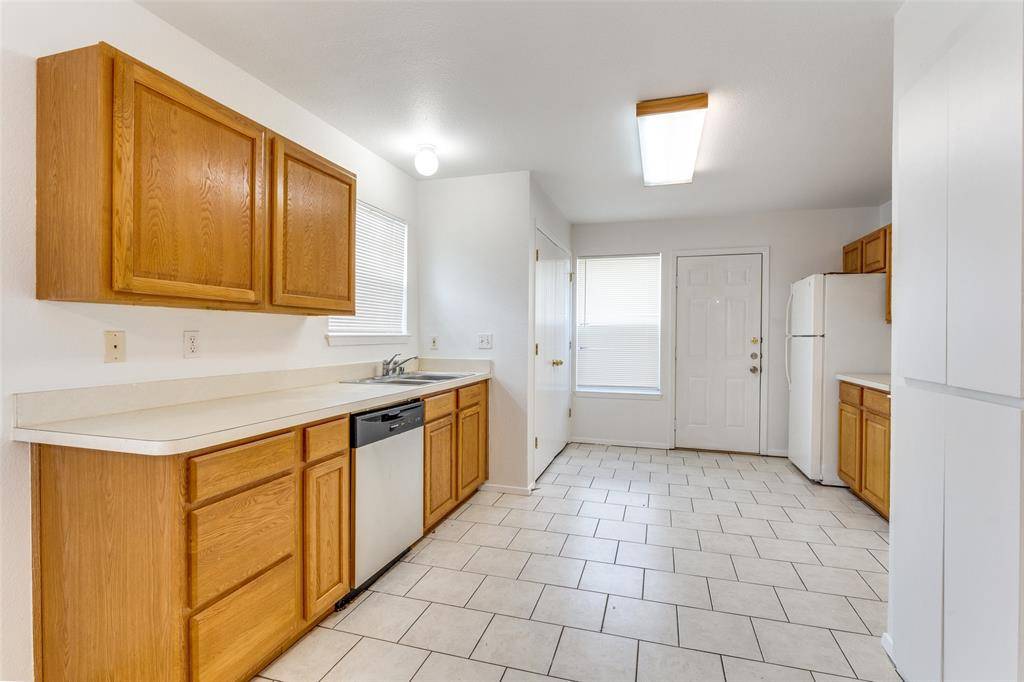 Saginaw, TX 76179,125 Cambridge Drive