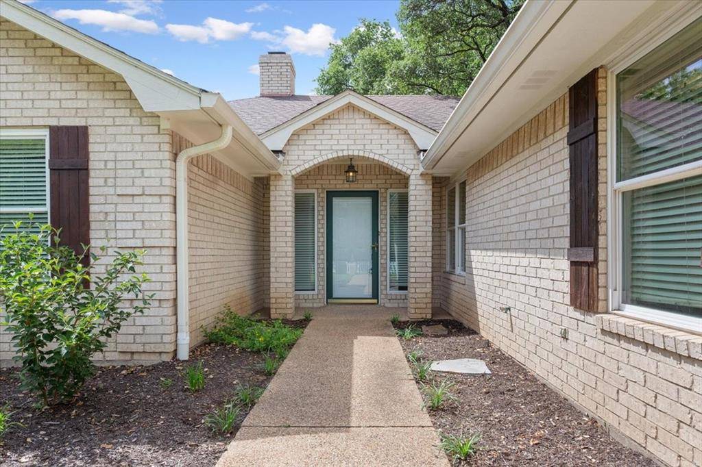 Woodway, TX 76712,7916 Old McGregor Road