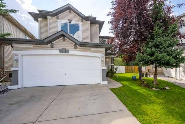 370 Panamount DR Northwest, Calgary, AB T3K 5M1