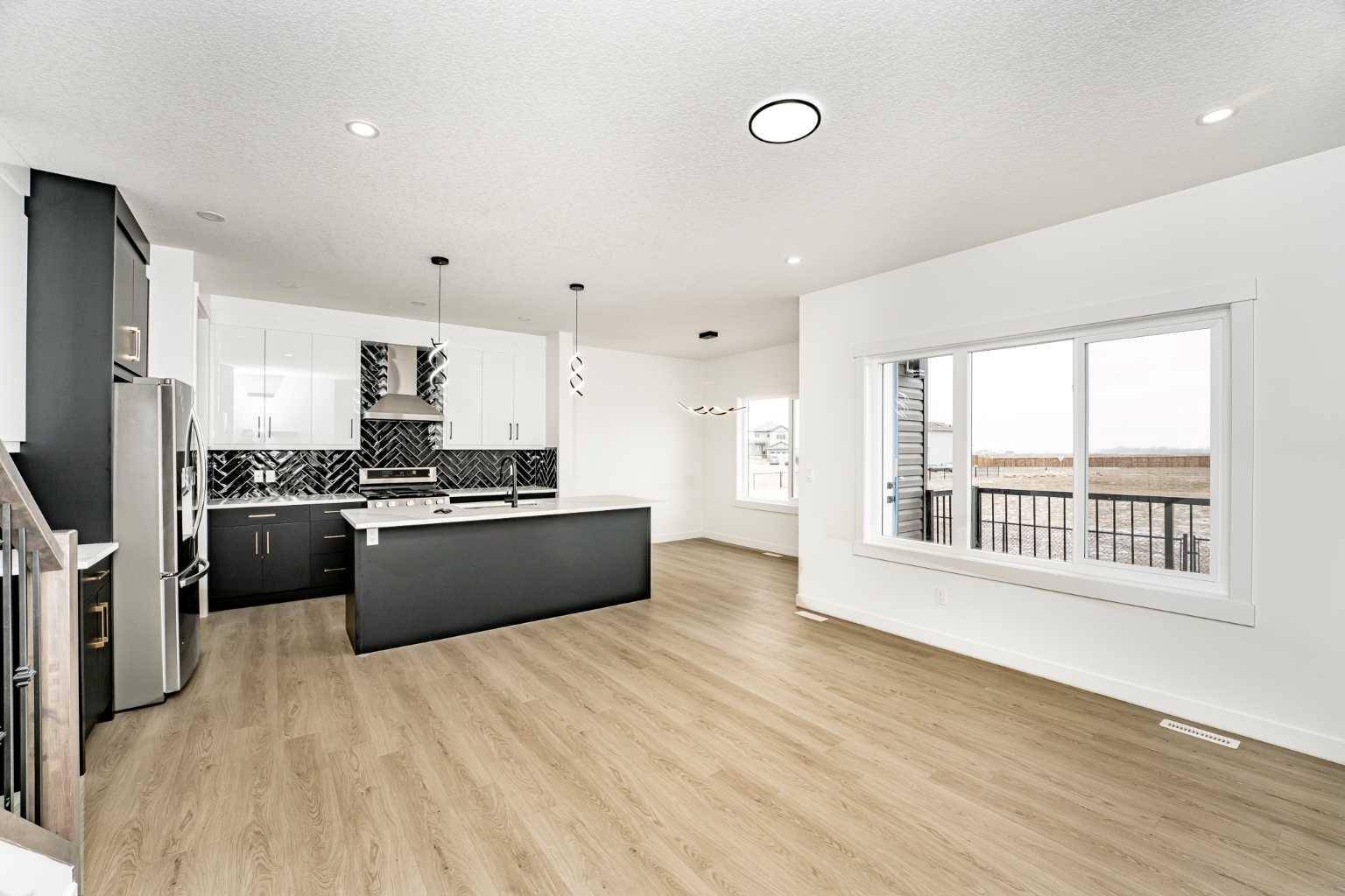 Strathmore, AB T0J 1Y0,182 Lakewood CRES