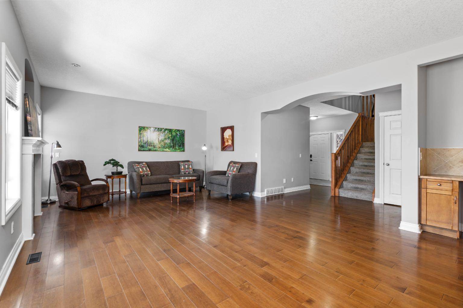 Airdrie, AB T4B 2Z6,261 Canals CIR SW