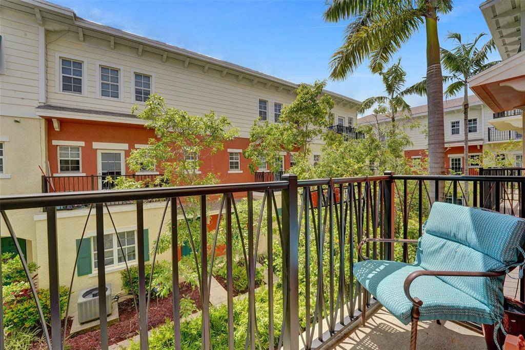 Pompano Beach, FL 33060,617 SW 2nd Drive