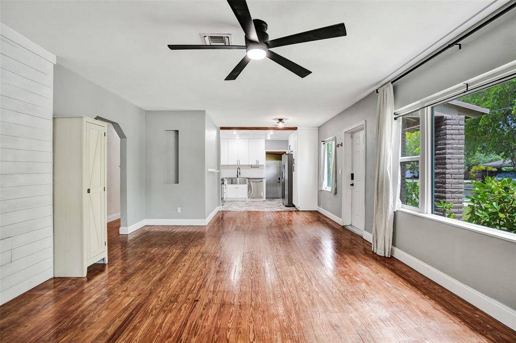 Oakland Park, FL 33334,618 NE 35th St