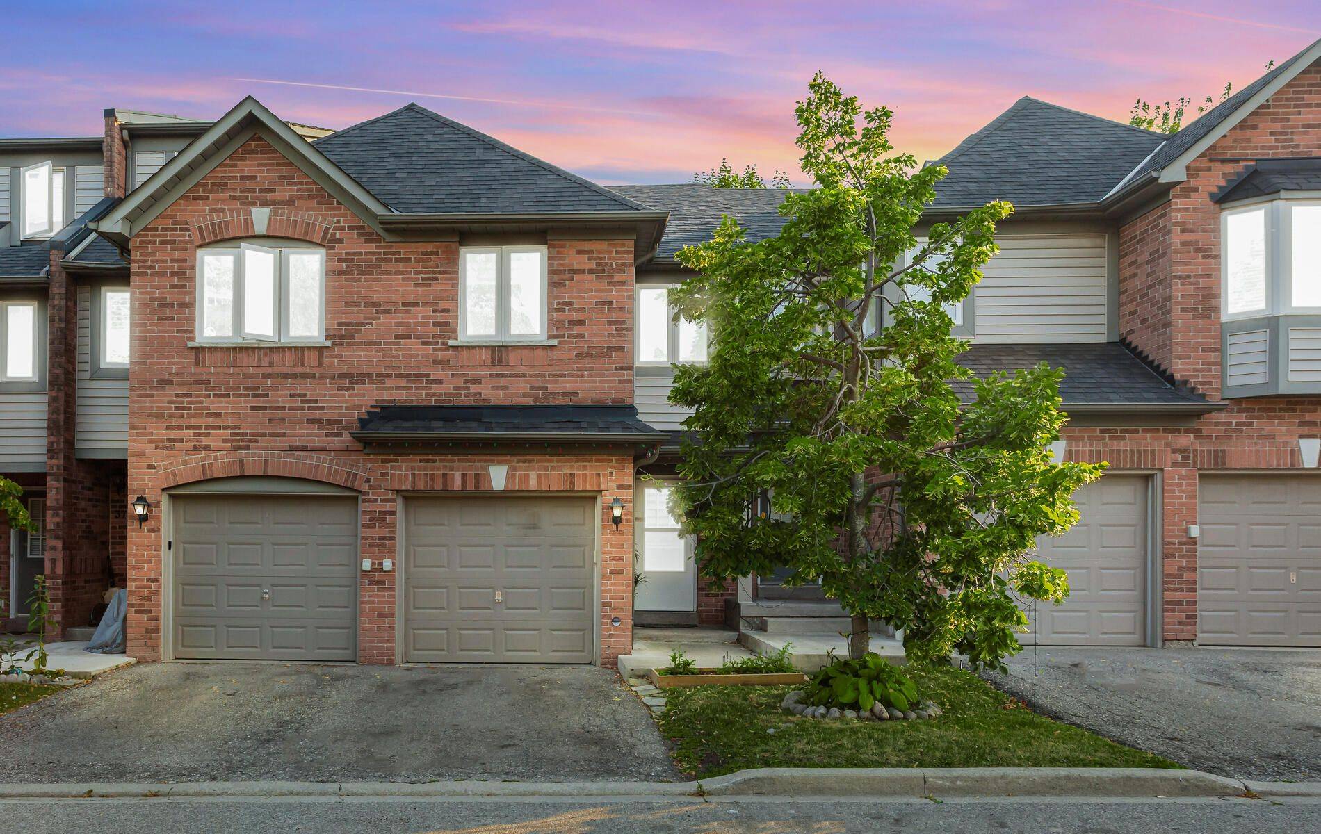 180 Forum DR #36, Mississauga, ON L4Z 3Y2