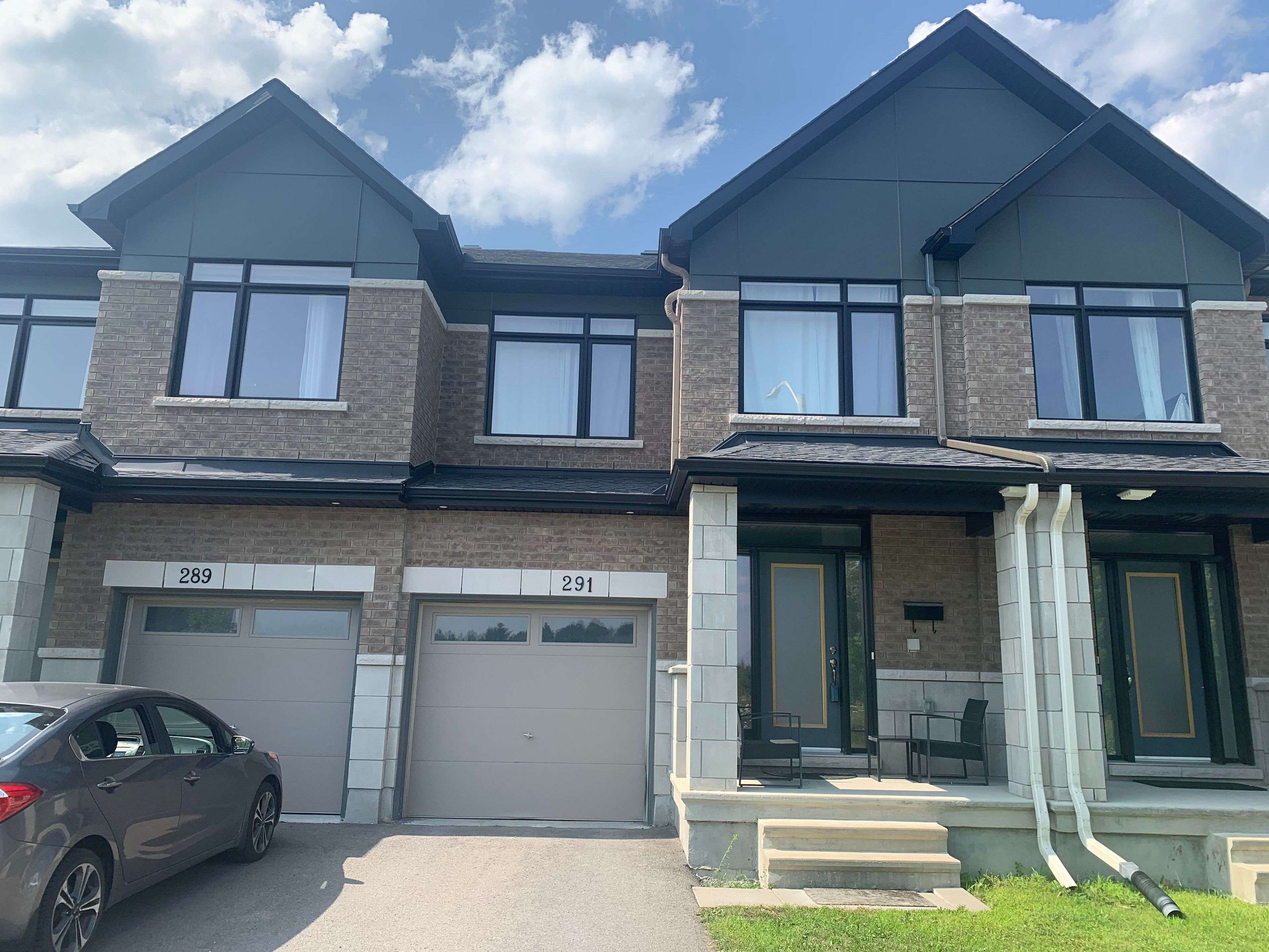 Orleans - Convent Glen And Area, ON K1W 0N9,291 Fountainhead DR
