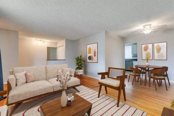 Calgary, AB T2E 5V8,512 Mariposa DR NE